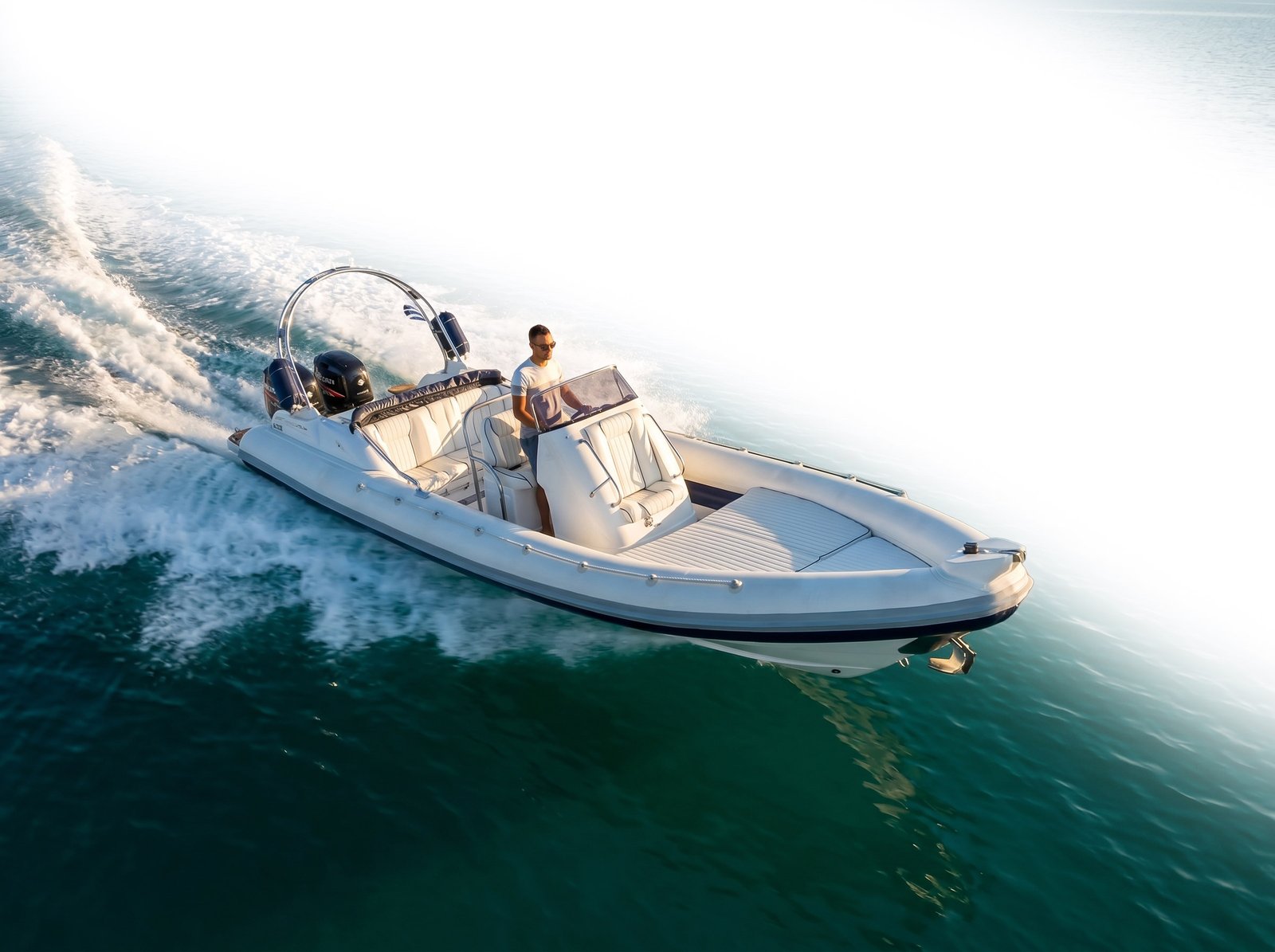 Cobra 860 RIB speeding